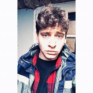 Meet your Posher, Dom